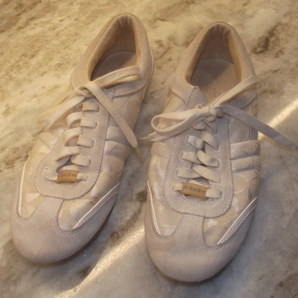 Coach Dillon Sneaker 9.5 - Picture 2 of 6